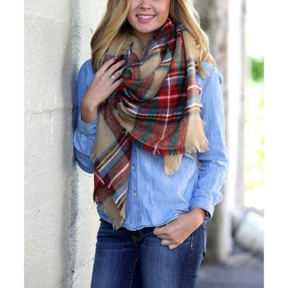 NWT Red & Green Plaid Blanket Scarf - Picture 2 of 2
